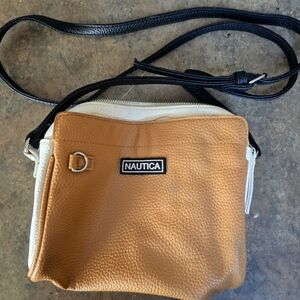NAUTICA LEATHER CROSS BODY BAG